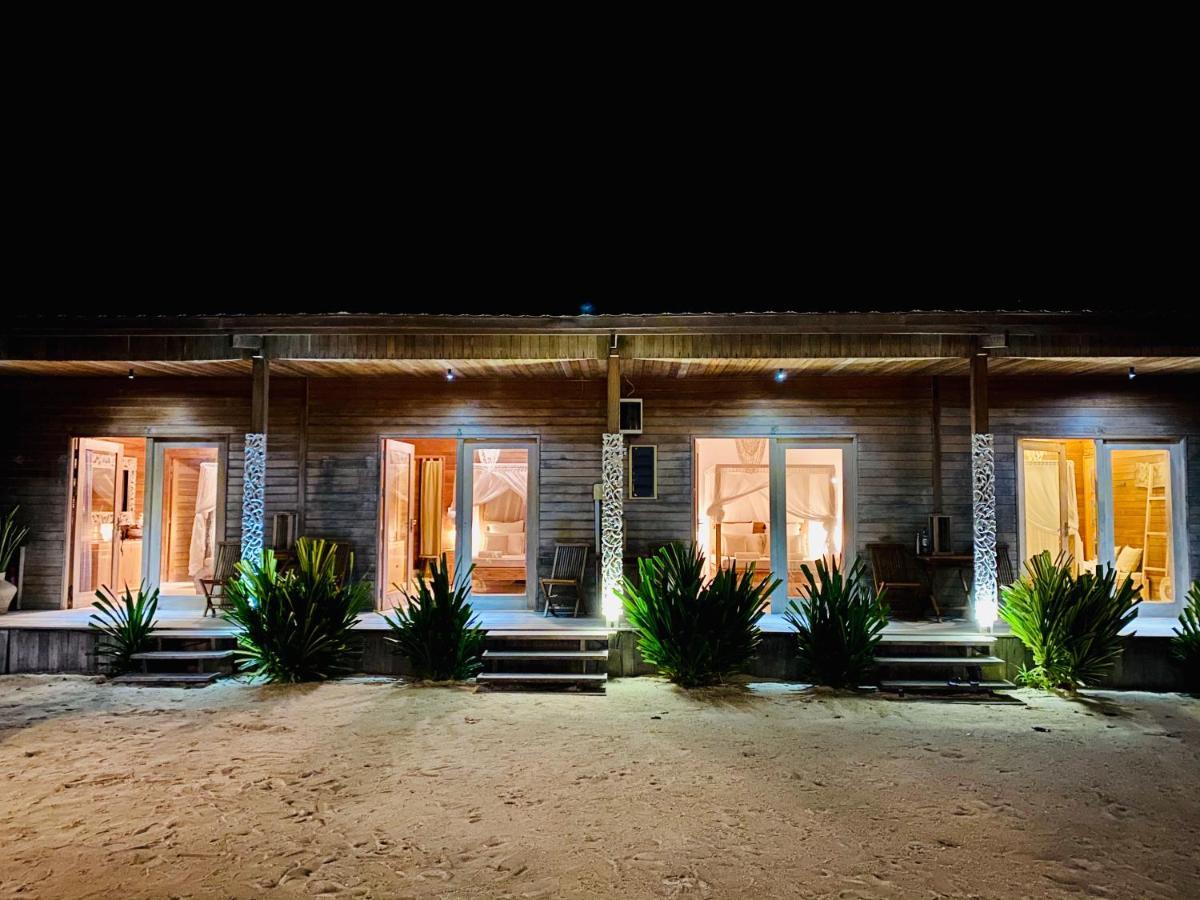 Met House Hotel Тулусдоо Екстериор снимка