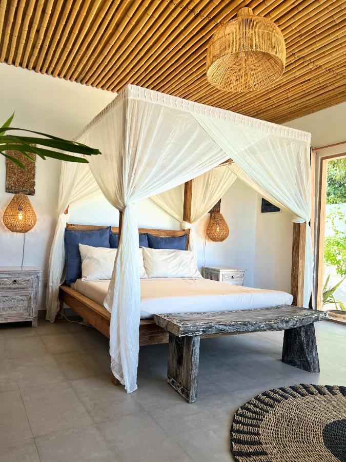 Met House Hotel Тулусдоо Екстериор снимка