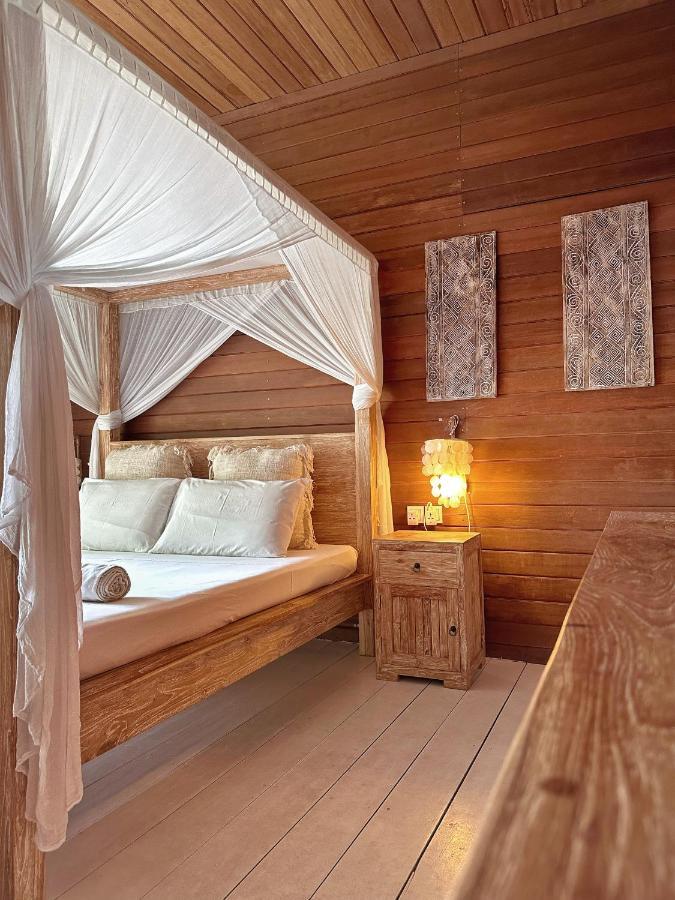 Met House Hotel Тулусдоо Екстериор снимка