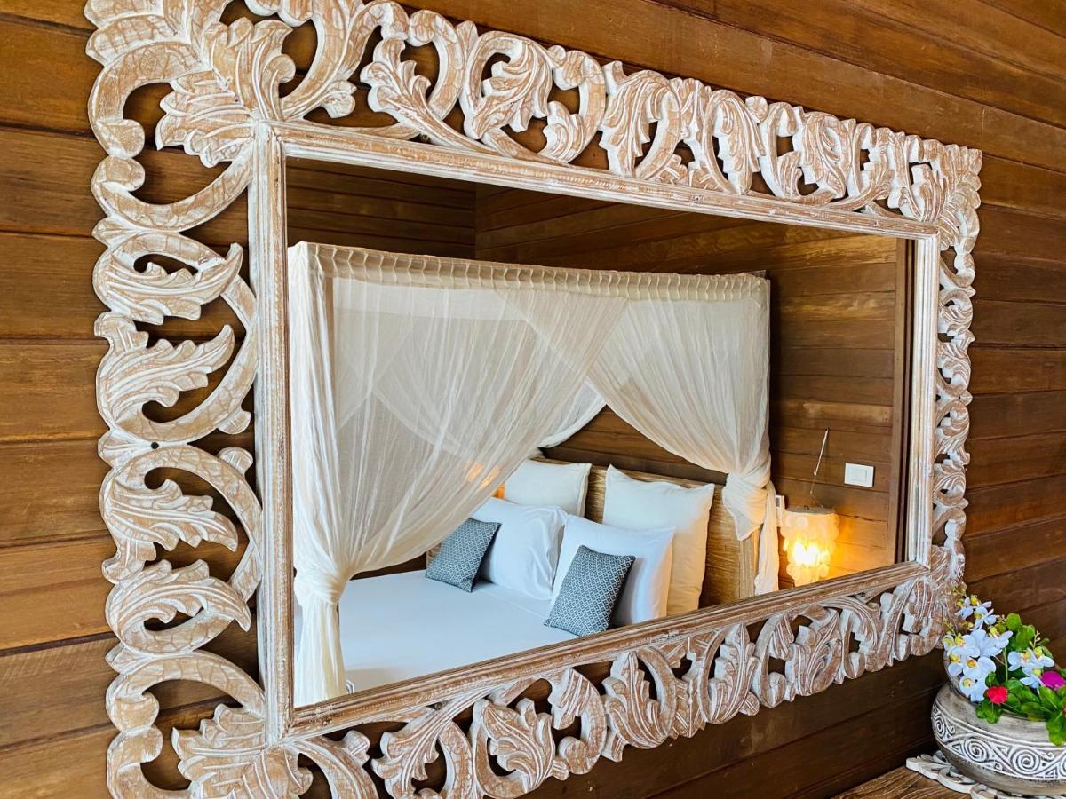 Met House Hotel Тулусдоо Екстериор снимка